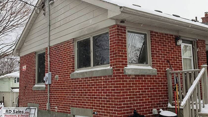 Energy efficient windows installation in brick house Kitchener-Waterloo
